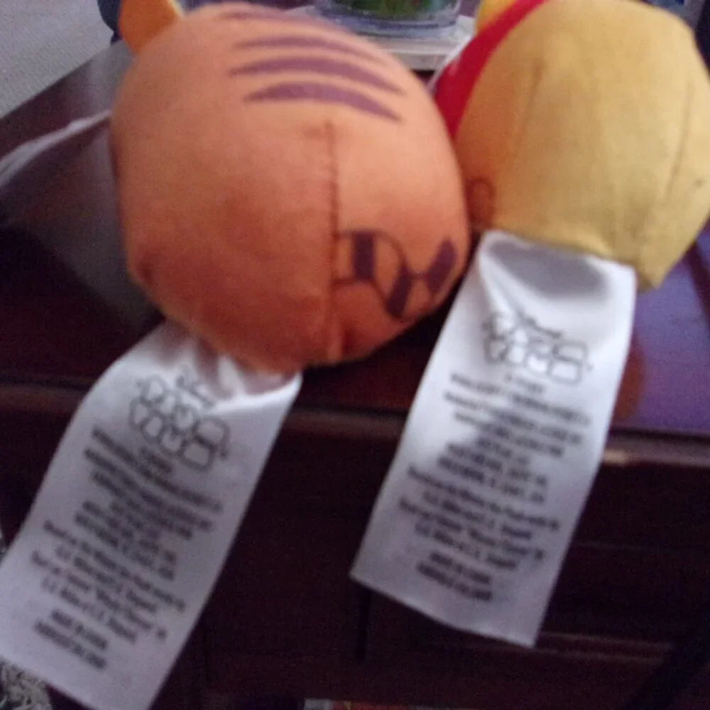 Winnie the Pooh & Tigger small tsum tsum stuffed animal New